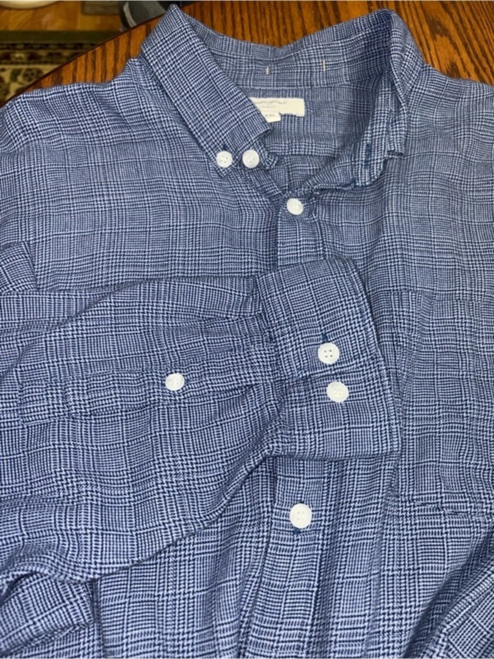 Banana Republic Navy Glen Plaid Button-Down Slim fit long sleeve shirt w/pocket